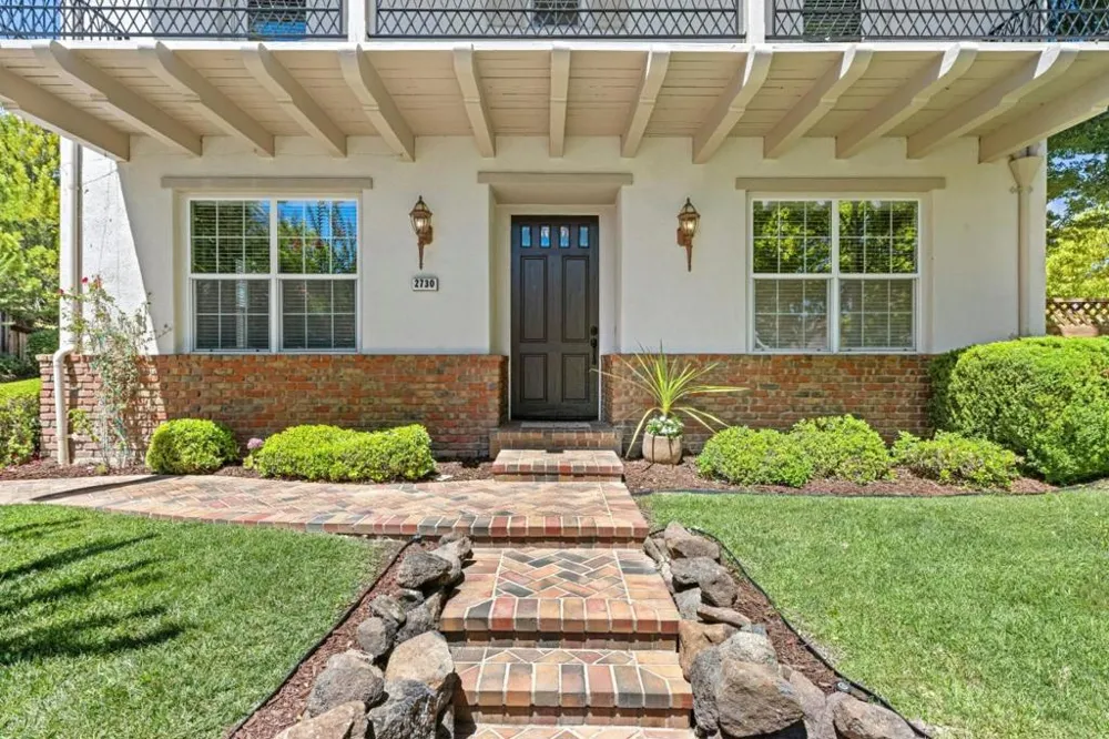 2730 Club Drive Gilroy, CA 95020