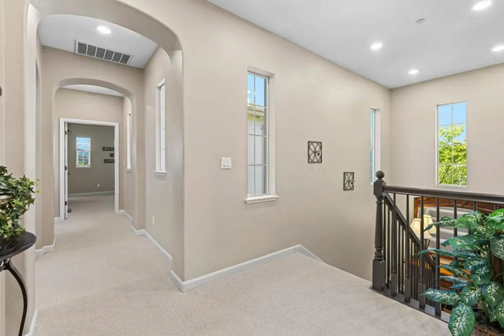 2730 Club Drive Gilroy, CA 95020
