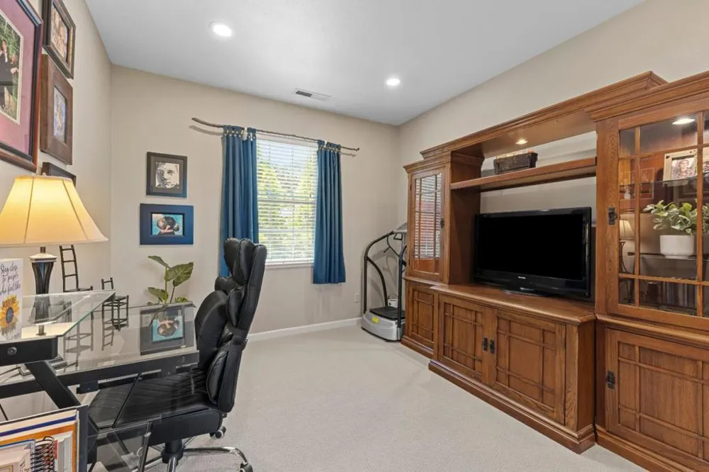 2730 Club Drive Gilroy, CA 95020