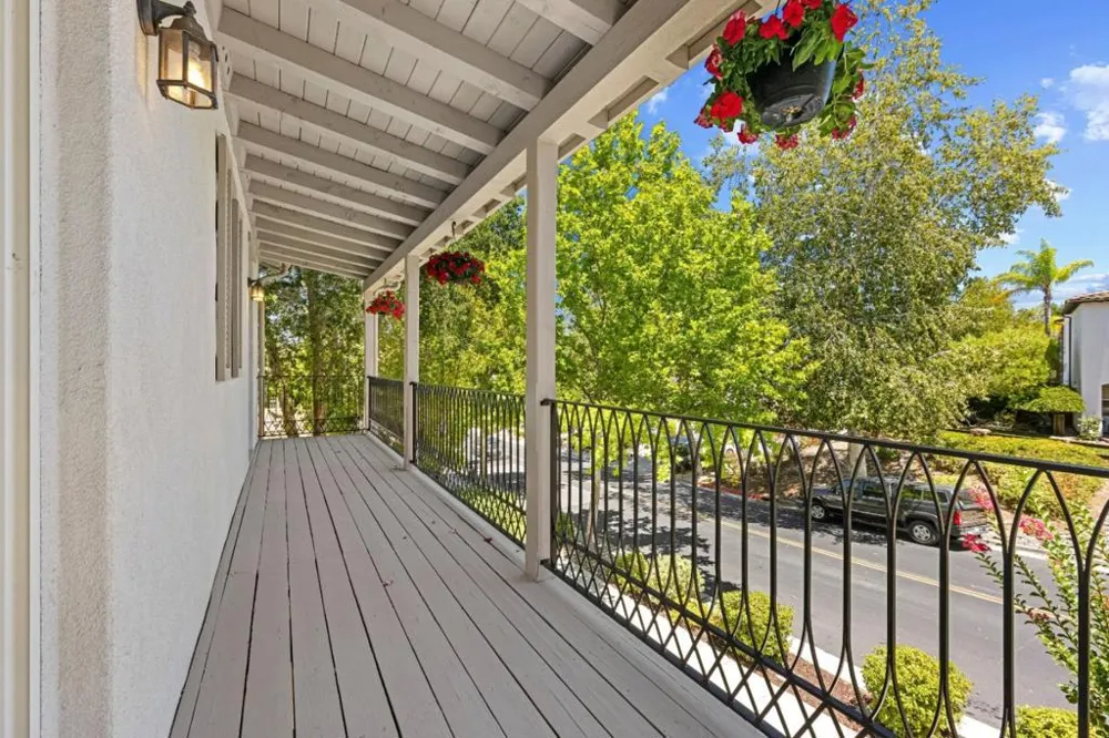 2730 Club Drive Gilroy, CA 95020