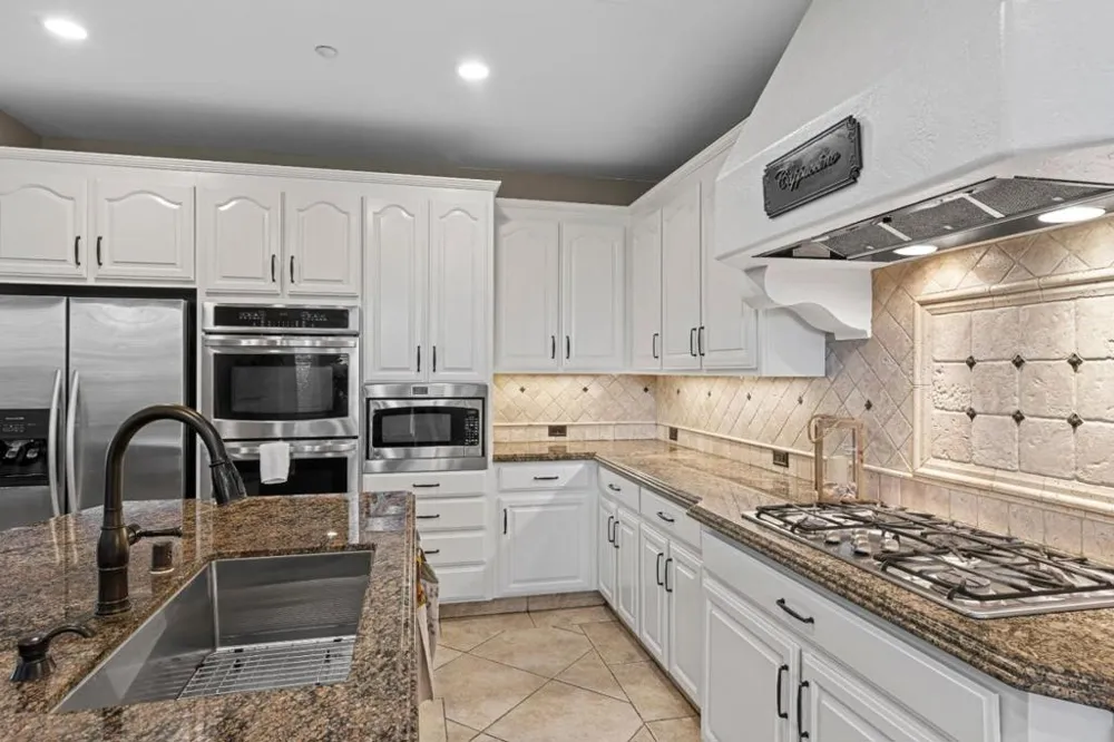 2730 Club Drive Gilroy, CA 95020
