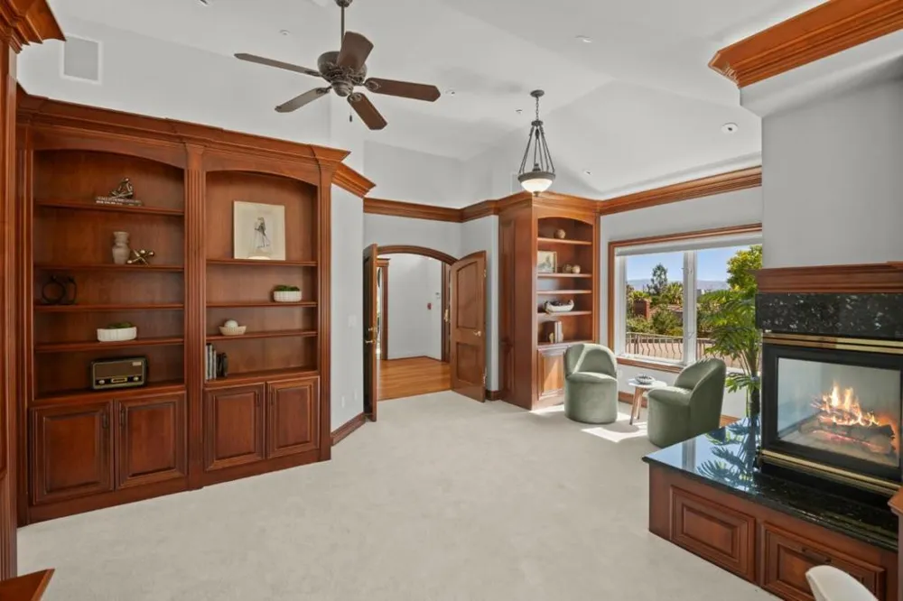 15217 Sobey Road Saratoga, CA 95070