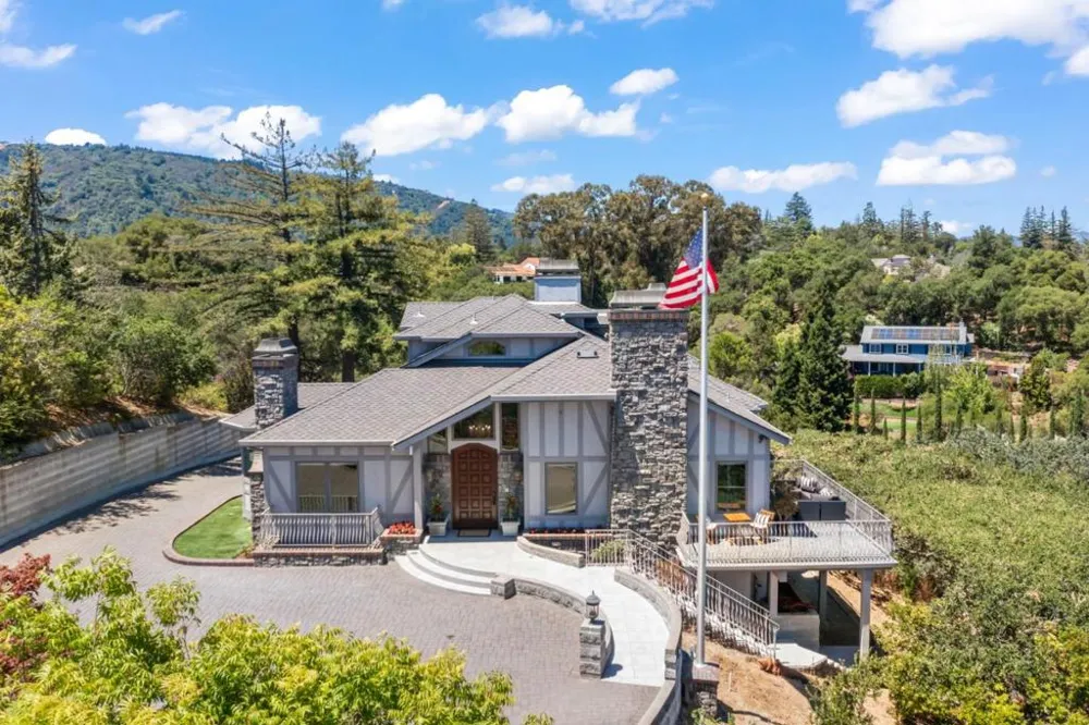 15217 Sobey Road Saratoga, CA 95070