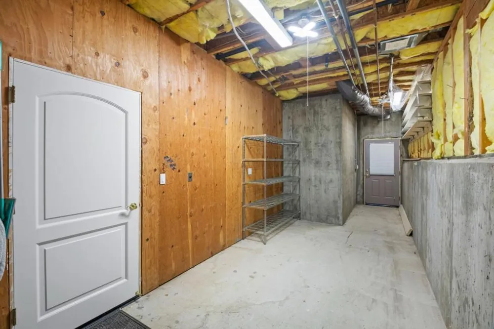 15217 Sobey Road Saratoga, CA 95070
