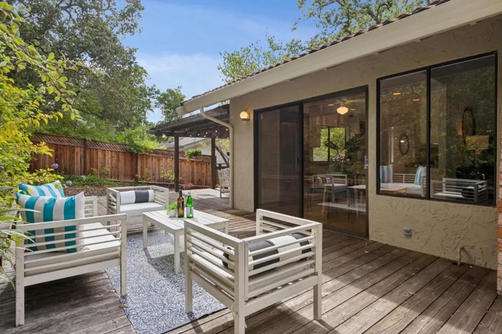 17288 Eaton Lane Monte Sereno, CA 95030