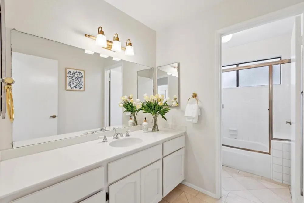 17288 Eaton Lane Monte Sereno, CA 95030