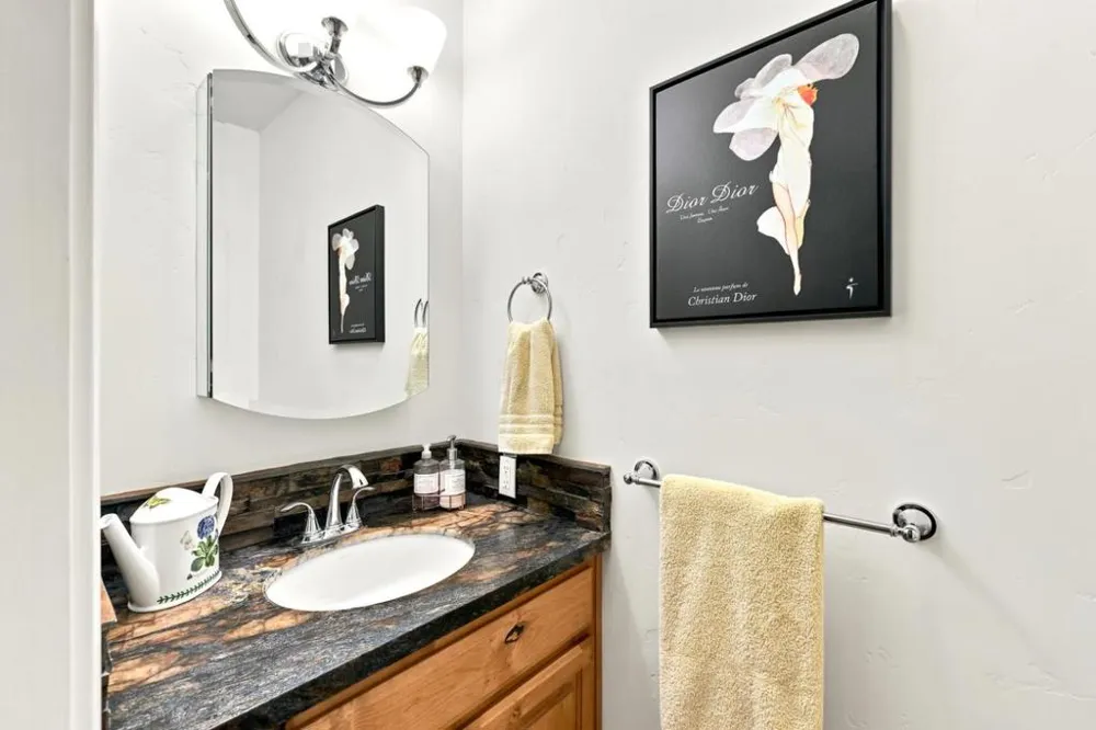 398 San Carlos Avenue El Granada, CA 94018