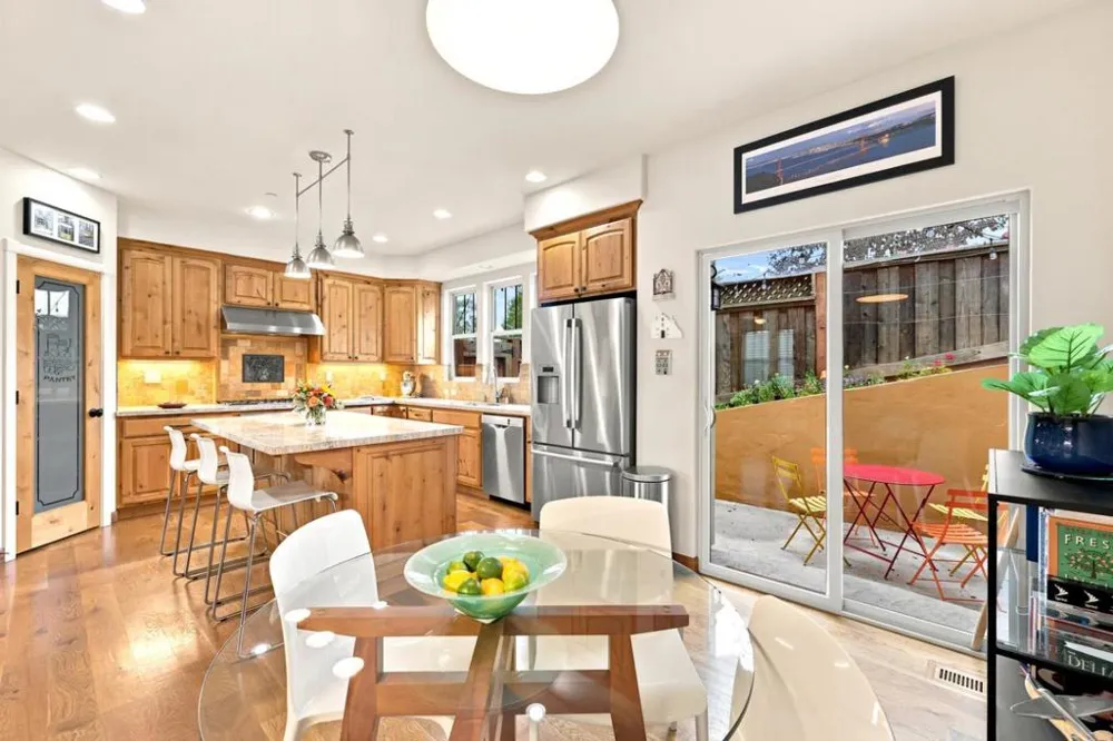 398 San Carlos Avenue El Granada, CA 94018