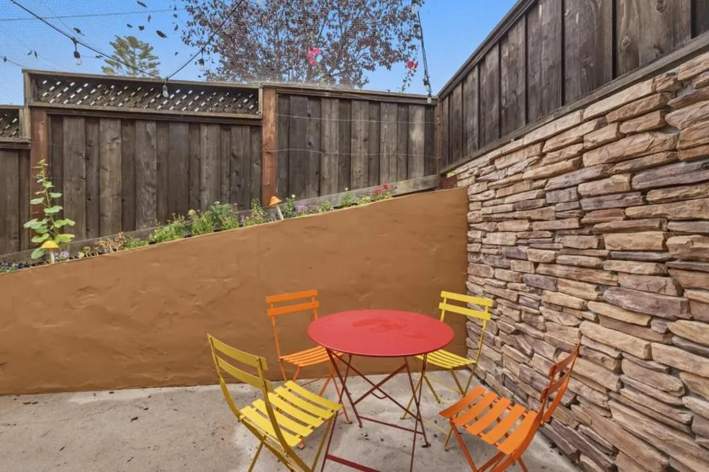 398 San Carlos Avenue El Granada, CA 94018