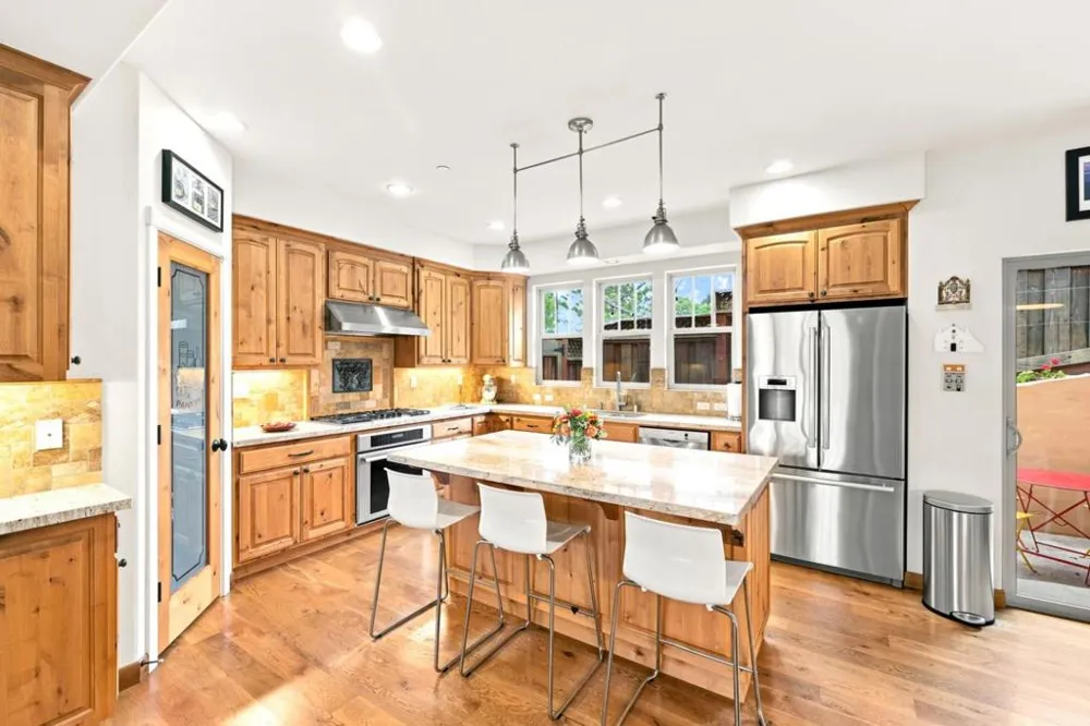 398 San Carlos Avenue El Granada, CA 94018