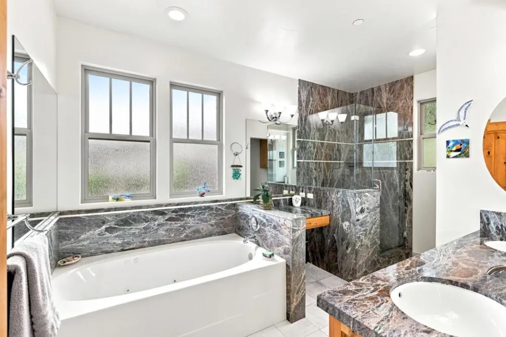 398 San Carlos Avenue El Granada, CA 94018