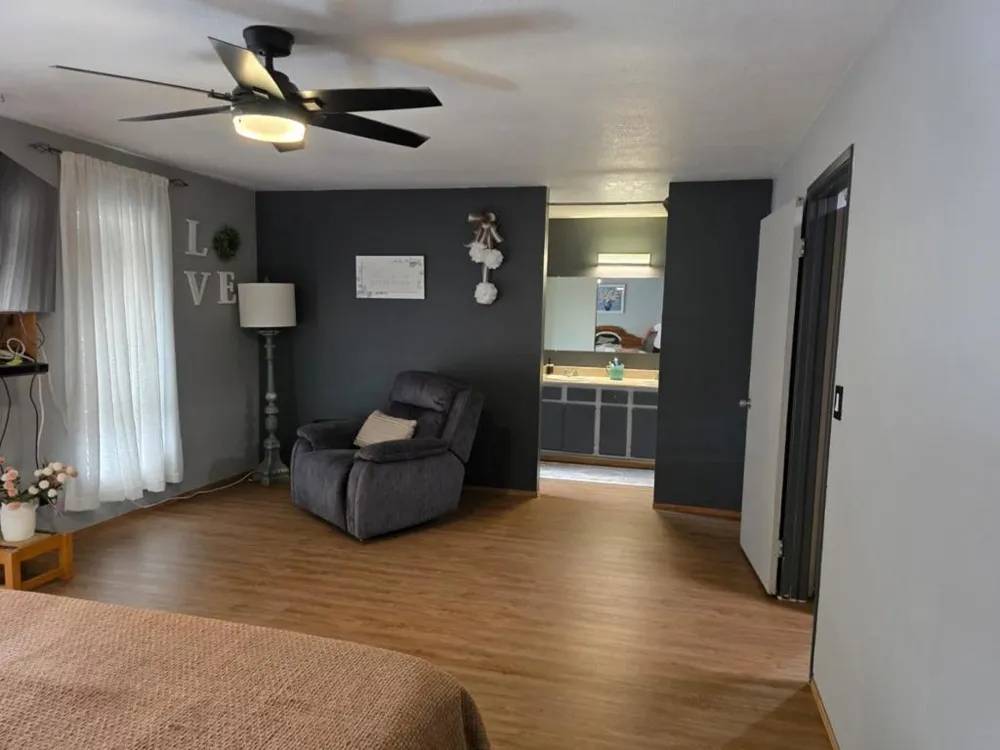 7075 Princevalle Street Gilroy, CA 95020