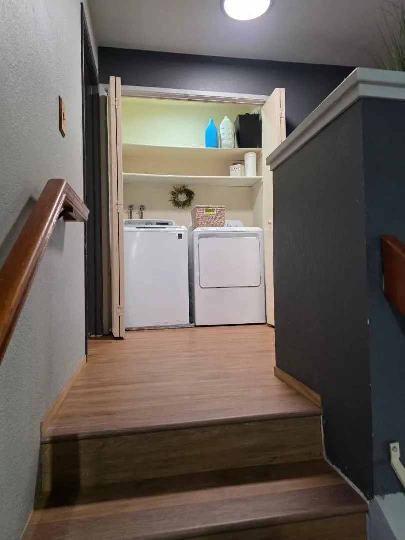 7075 Princevalle Street Gilroy, CA 95020