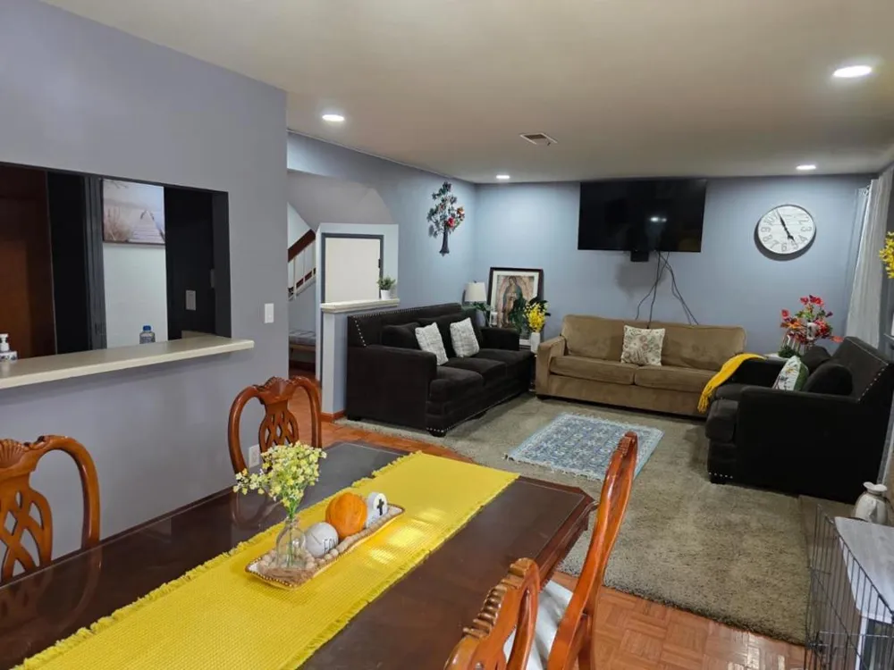 7075 Princevalle Street Gilroy, CA 95020