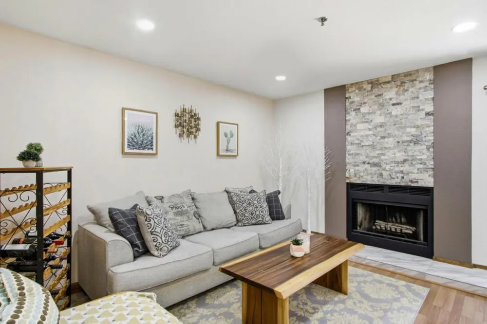 20720 Celeste Circle Cupertino, CA 95014