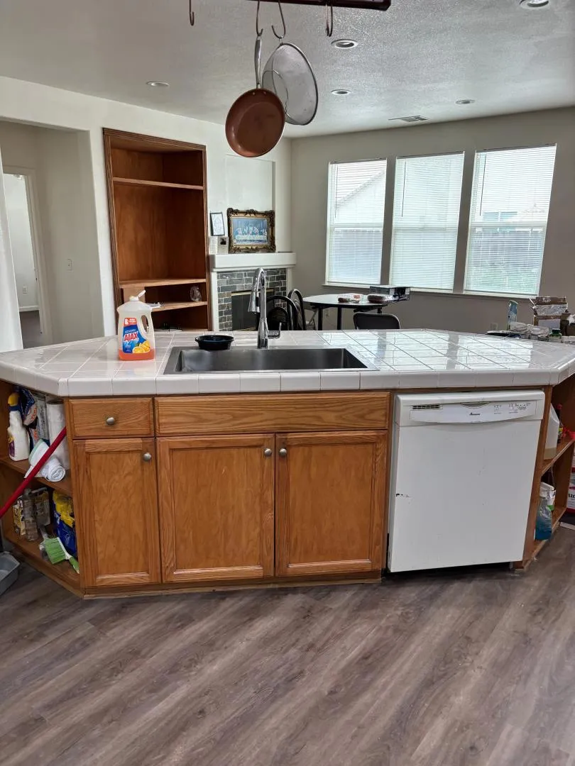 1243 Laurel Park Circle Manteca, CA 95337