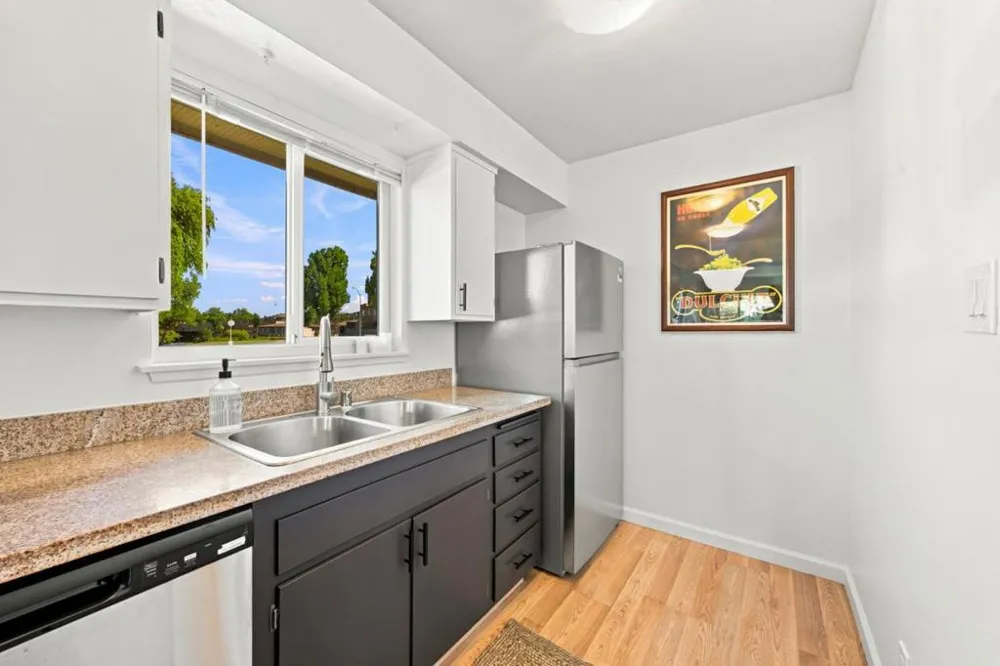 1576 Marina Court #A San Mateo, CA 94403