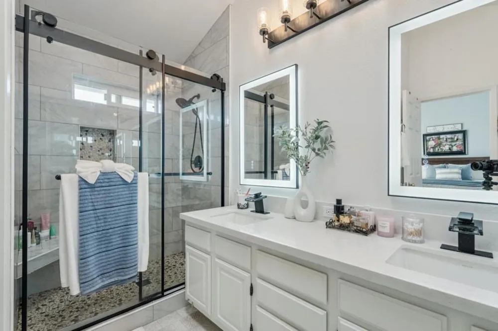 1090 Los Altos Drive Hollister, CA 95023