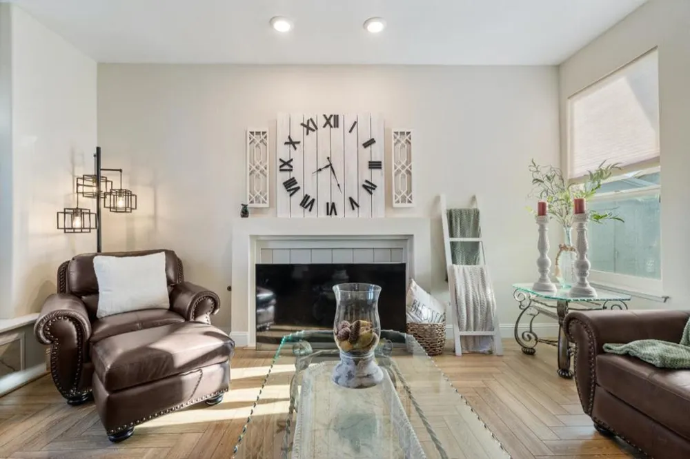 1090 Los Altos Drive Hollister, CA 95023