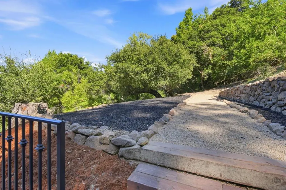3911 Pepper Tree Court Redwood City, CA 94061