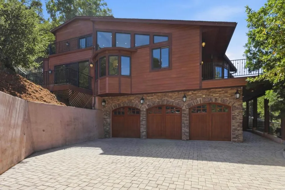 3911 Pepper Tree Court Redwood City, CA 94061
