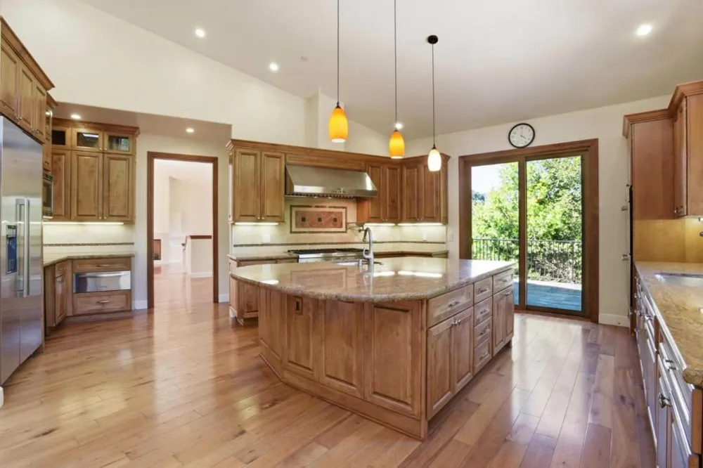 3911 Pepper Tree Court Redwood City, CA 94061