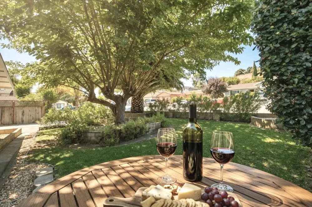 502 7th Street San Juan Bautista, CA 95045