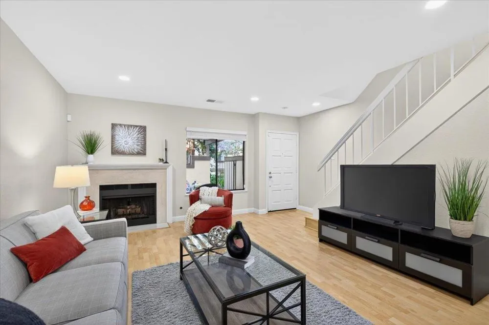 582 Pimlico Court Walnut Creek, CA 94597