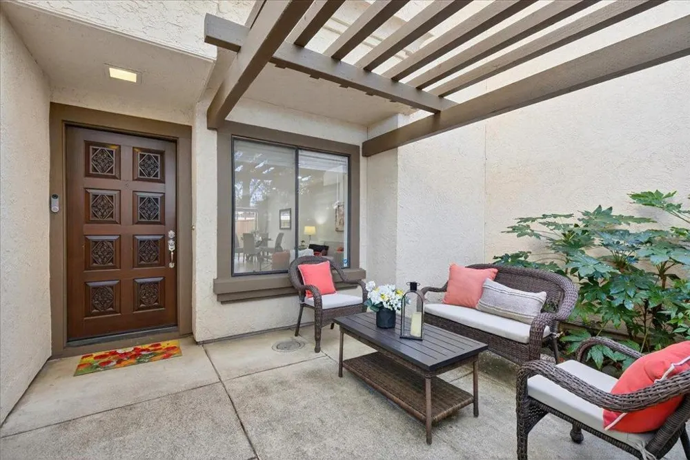 582 Pimlico Court Walnut Creek, CA 94597