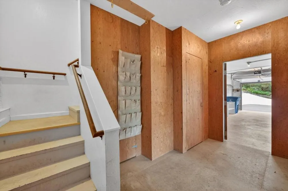 1523 Perez Dr Pacifica, CA 94044