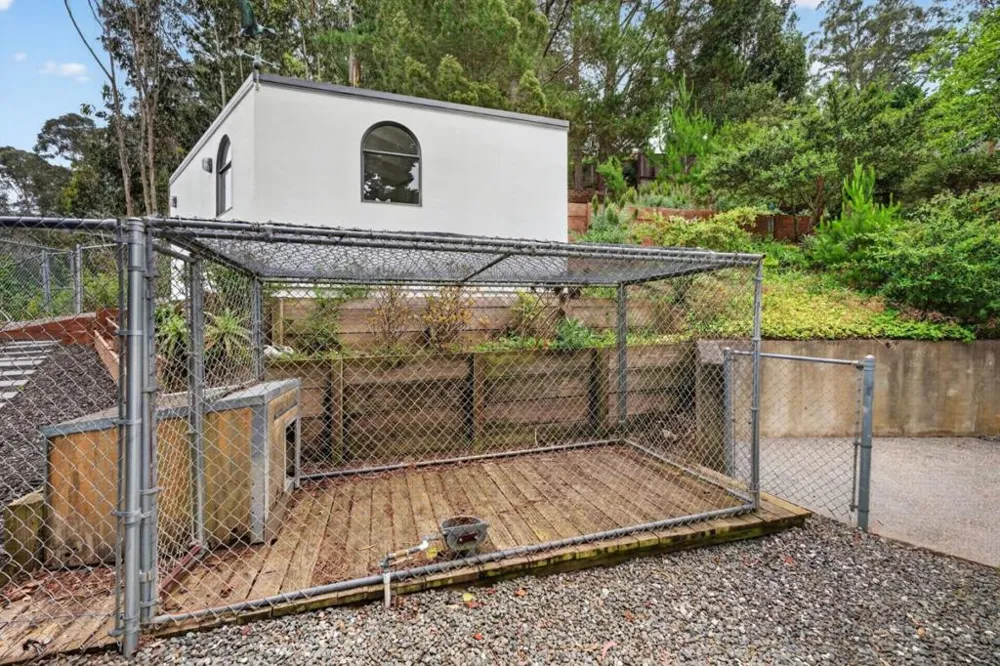 1523 Perez Dr Pacifica, CA 94044