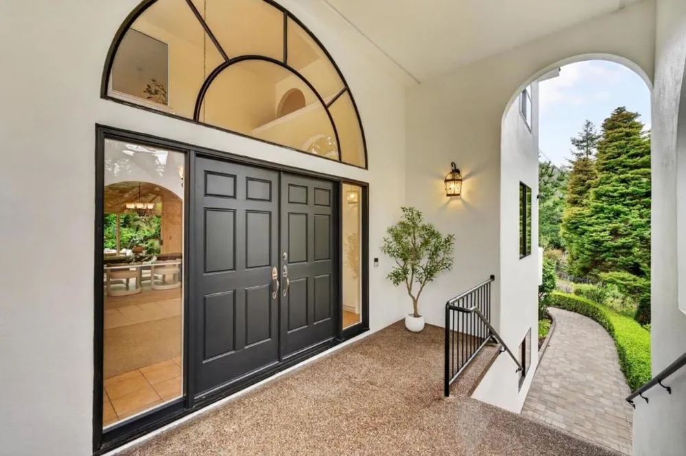 1523 Perez Dr Pacifica, CA 94044