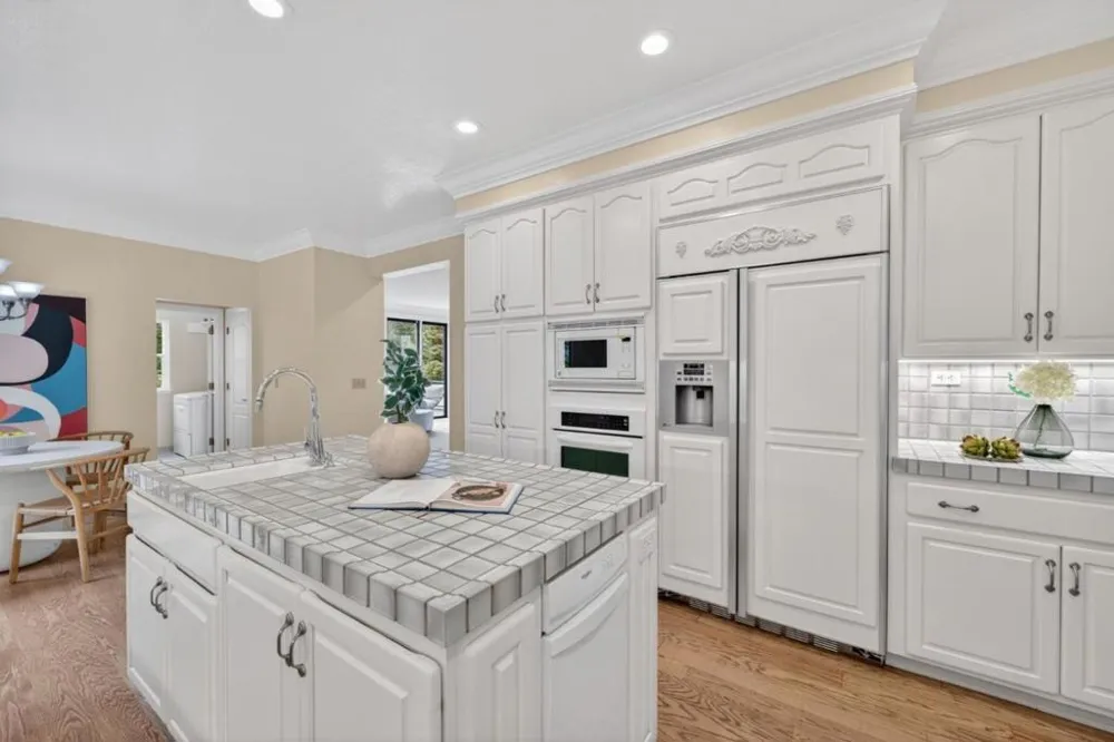 1523 Perez Dr Pacifica, CA 94044