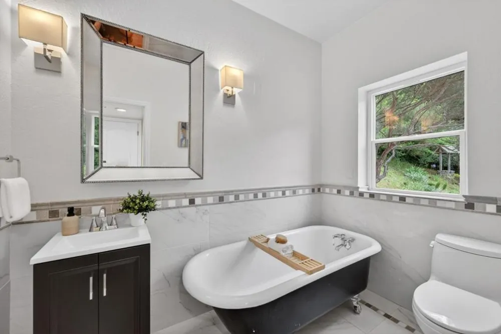 1523 Perez Dr Pacifica, CA 94044