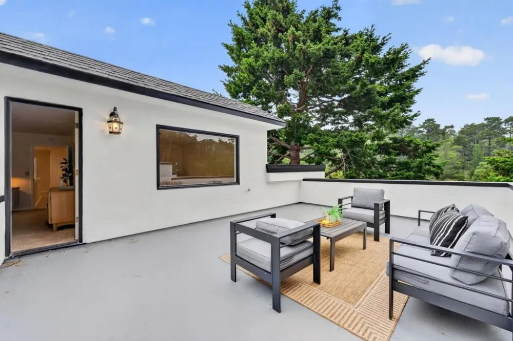 1523 Perez Dr Pacifica, CA 94044