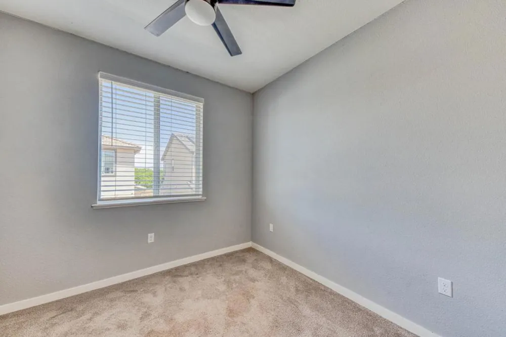 271 Lamplighter Lane Hollister, CA 95023
