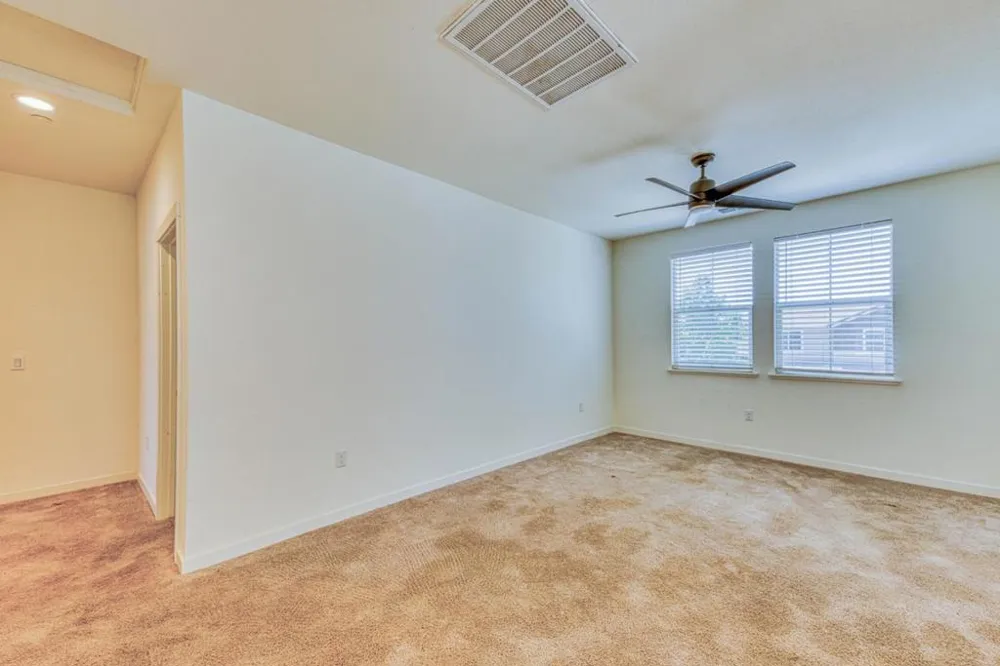 271 Lamplighter Lane Hollister, CA 95023