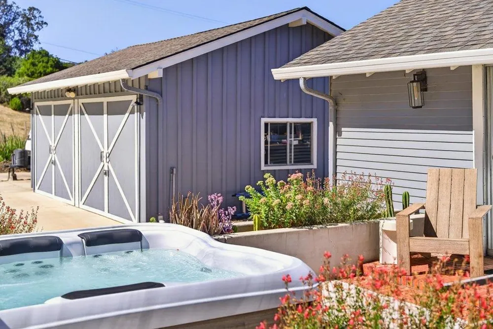 75 Skylark Lane Watsonville, CA 95076