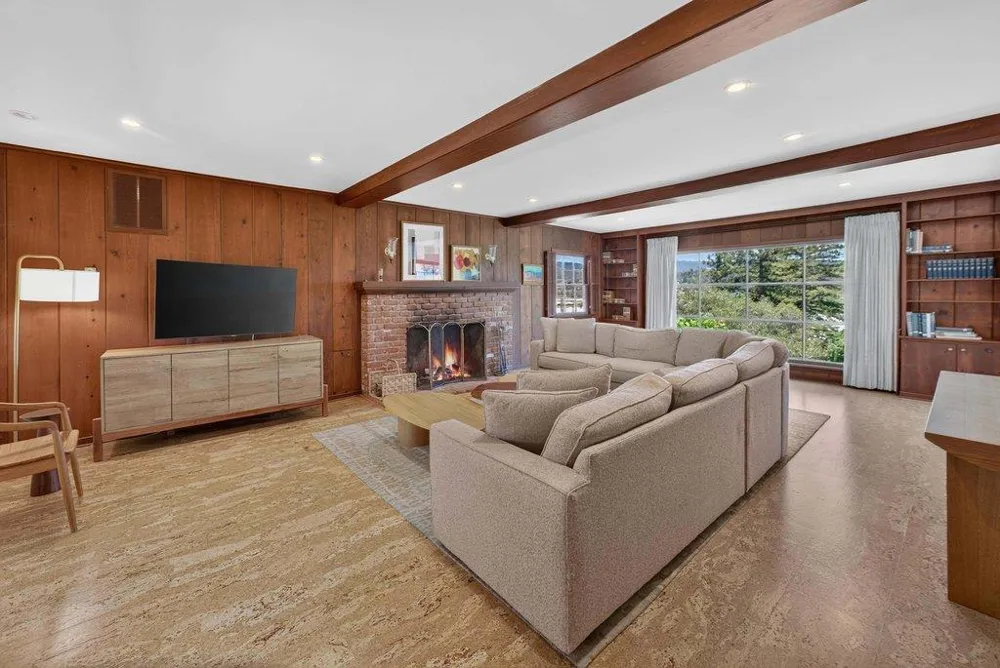 75 Skylark Lane Watsonville, CA 95076