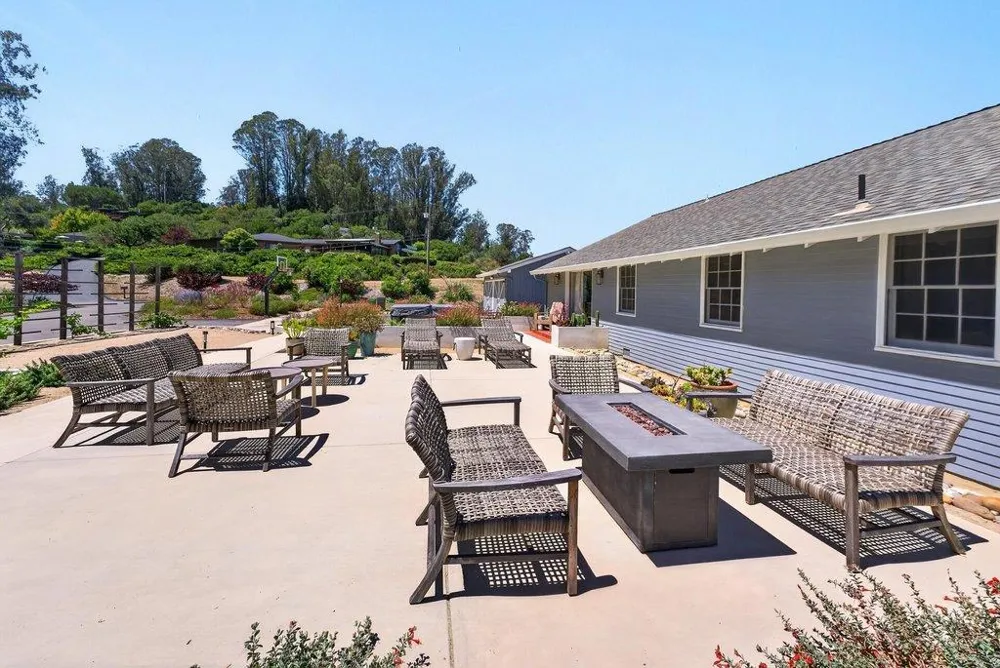 75 Skylark Lane Watsonville, CA 95076