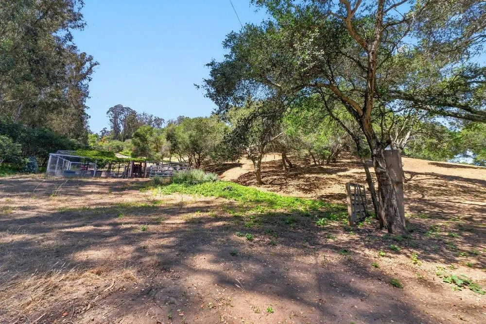 75 Skylark Lane Watsonville, CA 95076