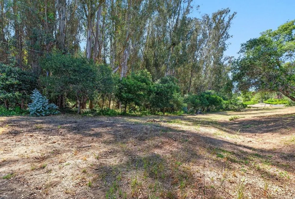 75 Skylark Lane Watsonville, CA 95076