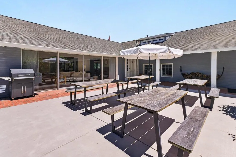75 Skylark Lane Watsonville, CA 95076