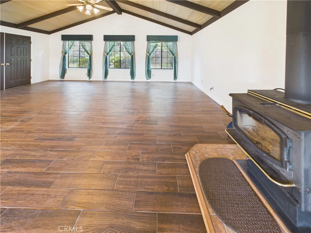 42177 Lone Olive Ahwahnee, CA 93601