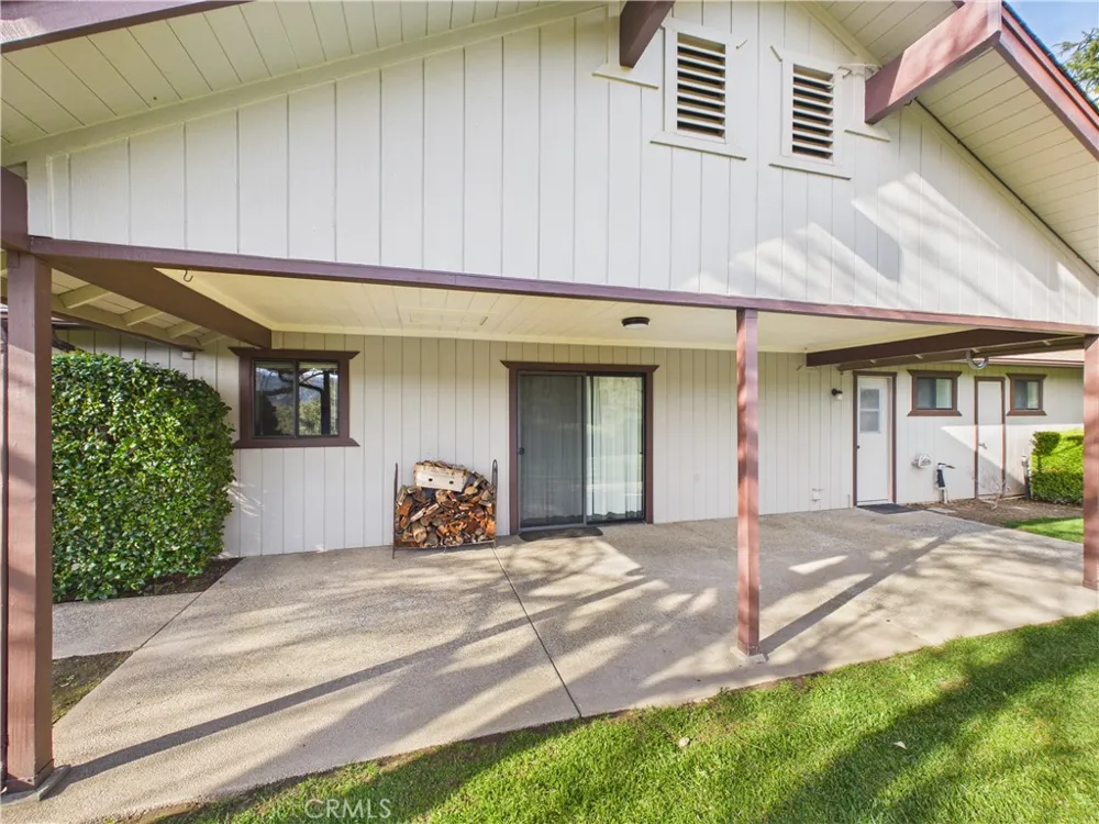 42177 Lone Olive Ahwahnee, CA 93601