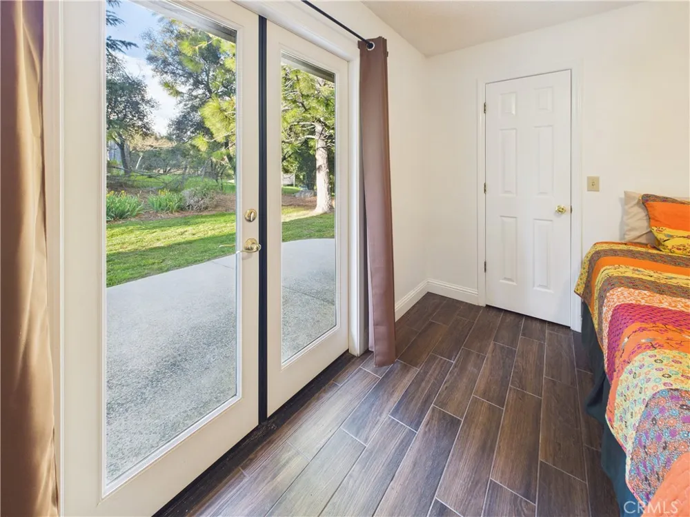 42177 Lone Olive Ahwahnee, CA 93601