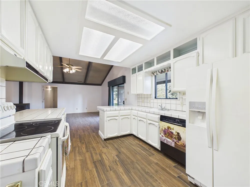 42177 Lone Olive Ahwahnee, CA 93601