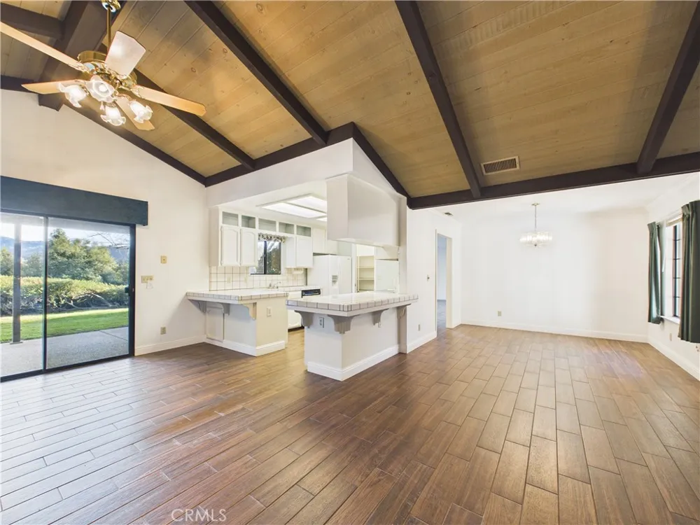 42177 Lone Olive Ahwahnee, CA 93601