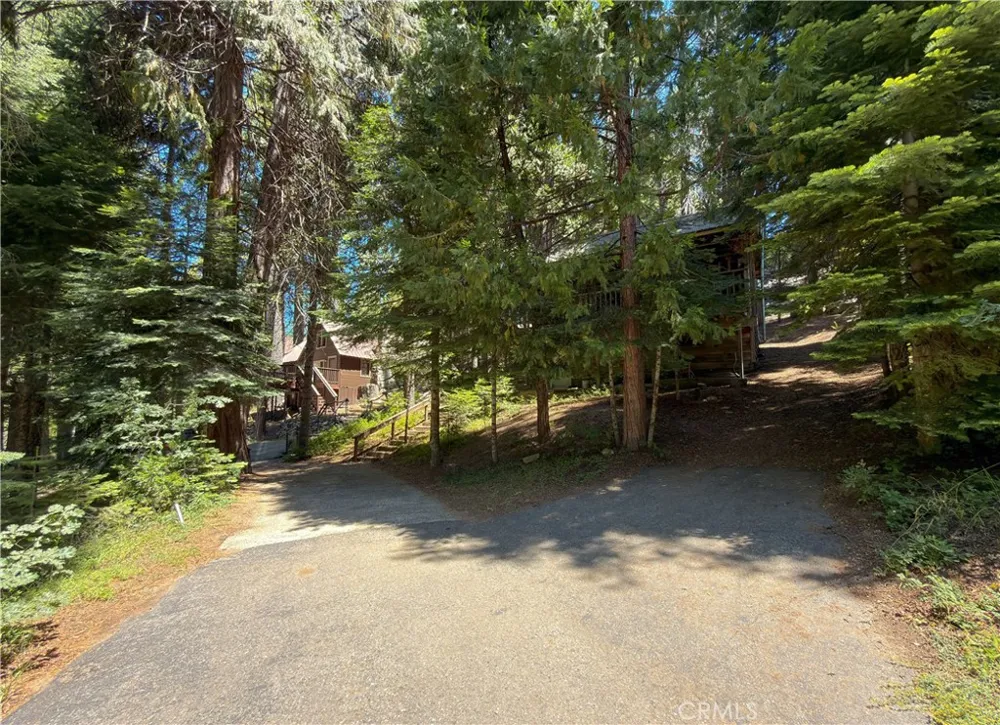 7771 White Chief Mountain Fish Camp, CA 93623