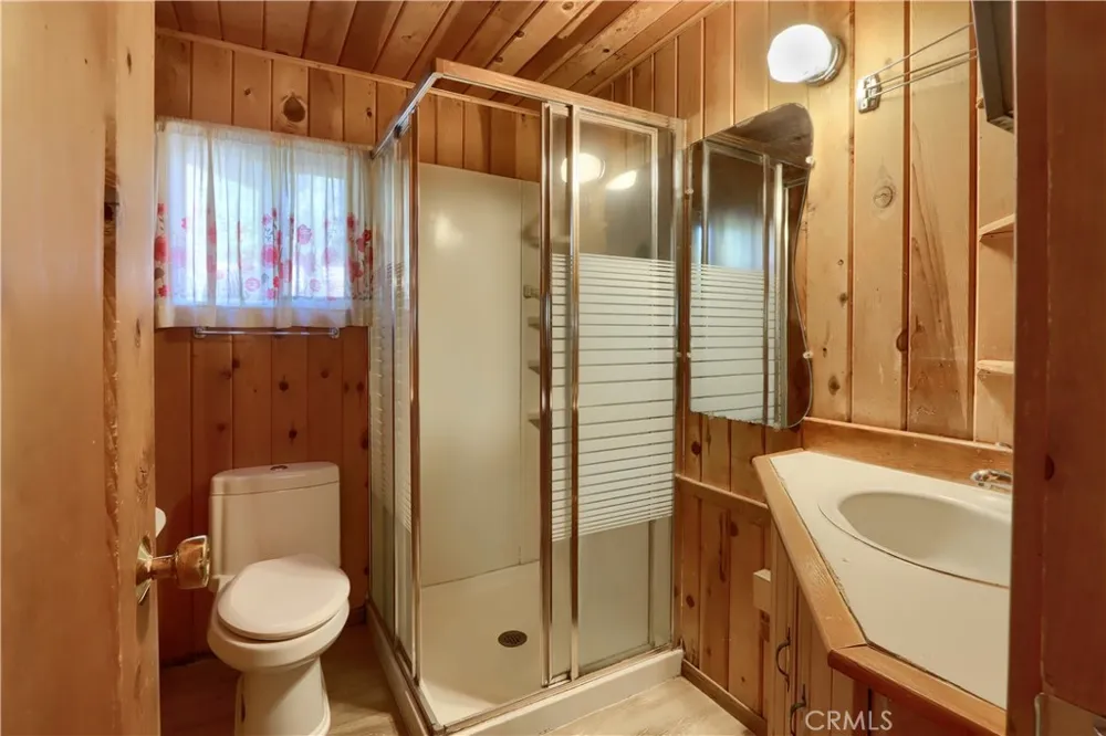 7771 White Chief Mountain Fish Camp, CA 93623